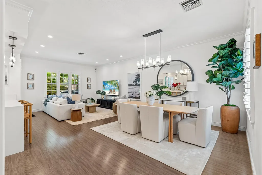 1027 Coralina Lane Delray Beach FL 33483