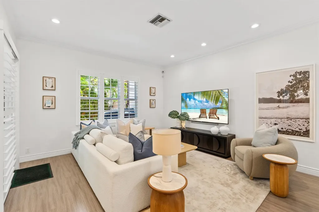 1027 Coralina Lane Delray Beach FL 33483