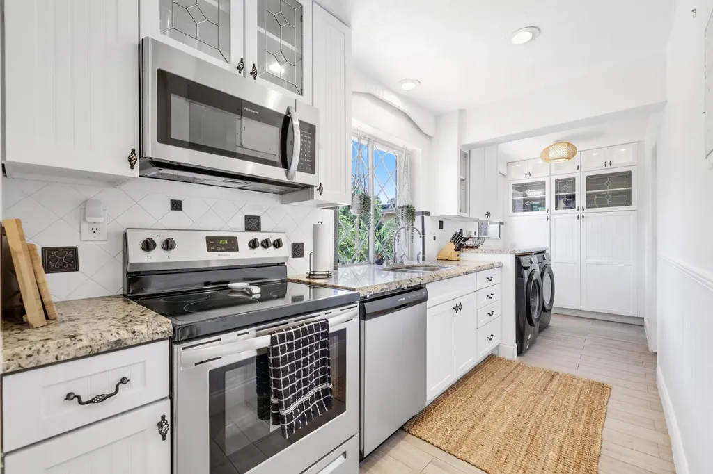 342 SW 14th Street Pompano Beach FL 33060