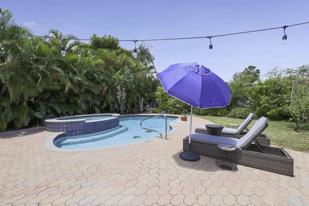 342 SW 14th Street Pompano Beach FL 33060