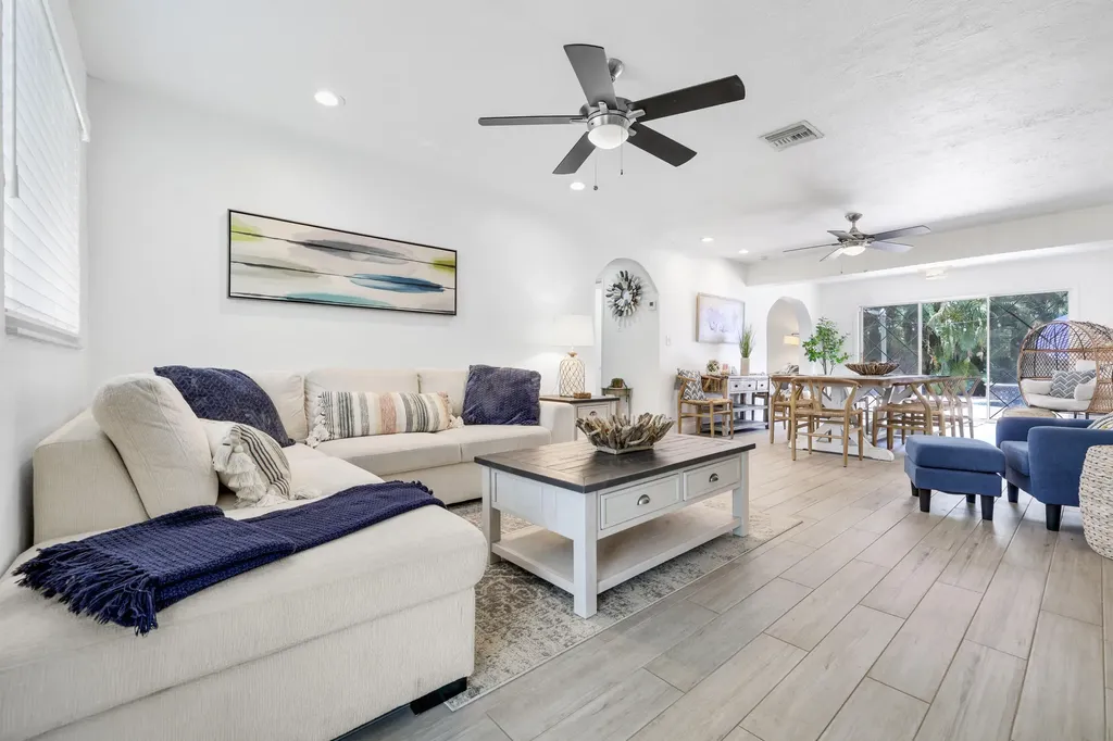 342 SW 14th Street Pompano Beach FL 33060