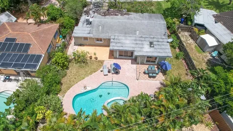 342 SW 14th Street Pompano Beach FL 33060