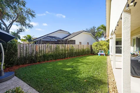 1872 NW 109th Avenue Plantation FL 33322