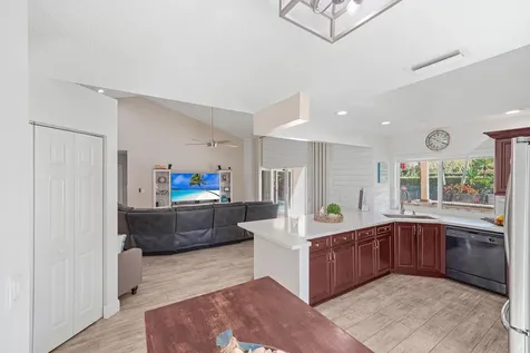 1872 NW 109th Avenue Plantation FL 33322