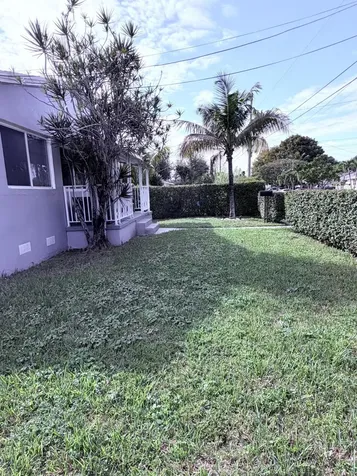 1500 NW 44th Street Miami FL 33142