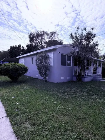 1500 NW 44th Street Miami FL 33142