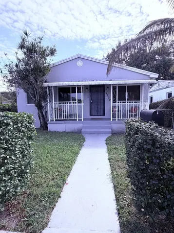 1500 NW 44th Street Miami FL 33142