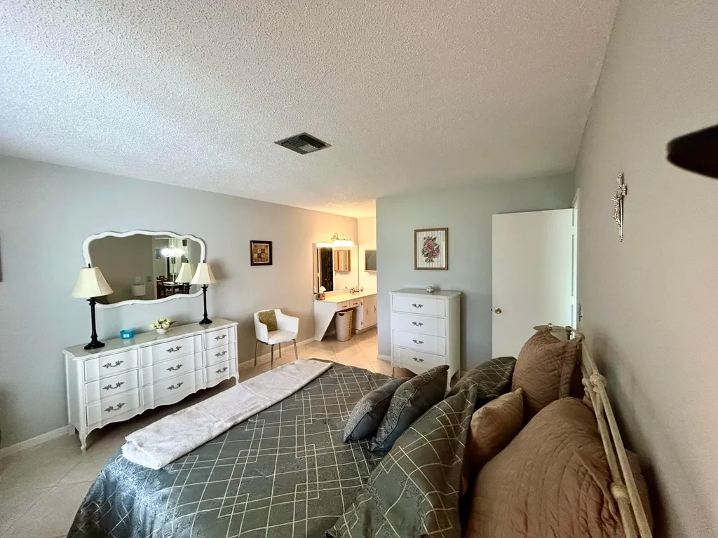 2711 SW 13th Street Delray Beach FL 33445