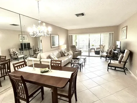 2711 SW 13th Street Delray Beach FL 33445