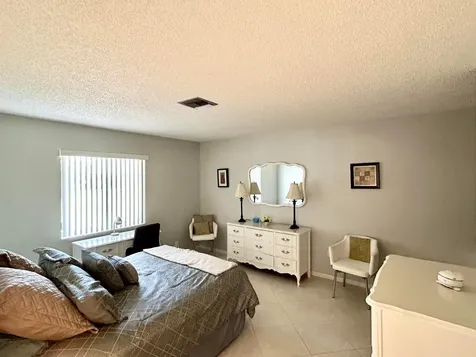 2711 SW 13th Street Delray Beach FL 33445