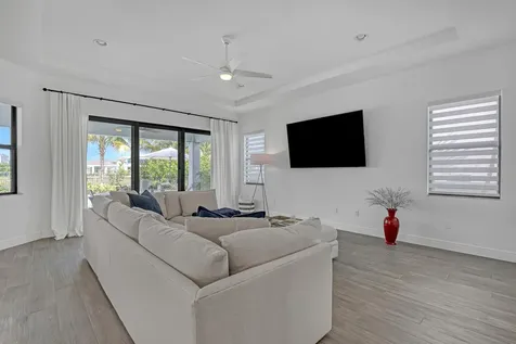 13629 Artisan Circle Palm Beach Gardens FL 33418