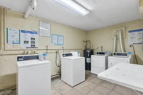 1725 W 60th Street Hialeah FL 33012