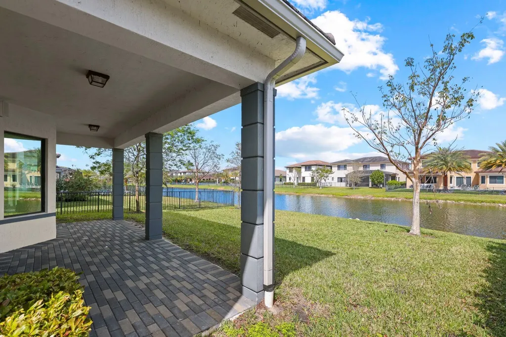 10725 Passage Way Parkland FL 33076