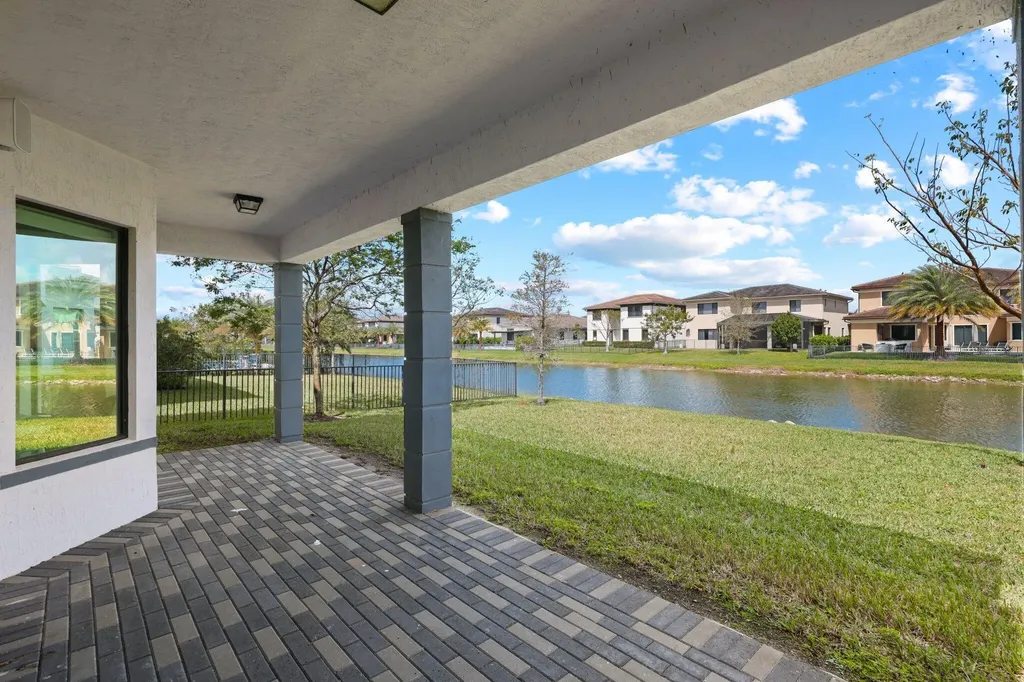 10725 Passage Way Parkland FL 33076