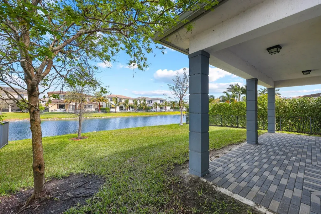 10725 Passage Way Parkland FL 33076