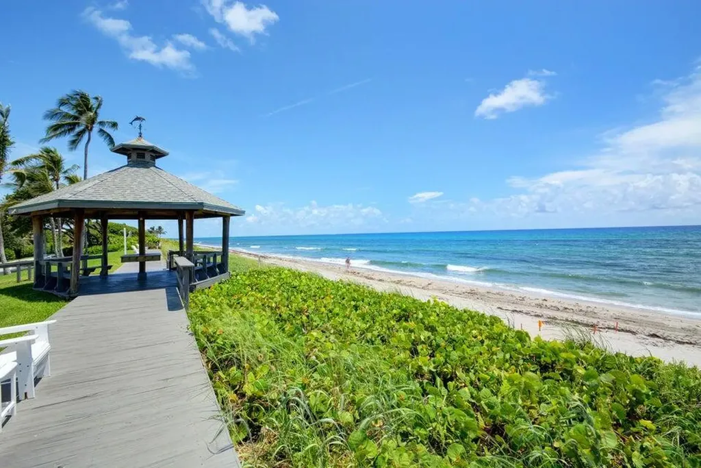 5505 N Ocean Boulevard Ocean Ridge FL 33435