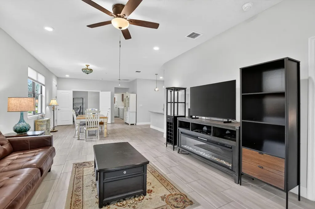 9115 Passiflora Way Boca Raton FL 33428