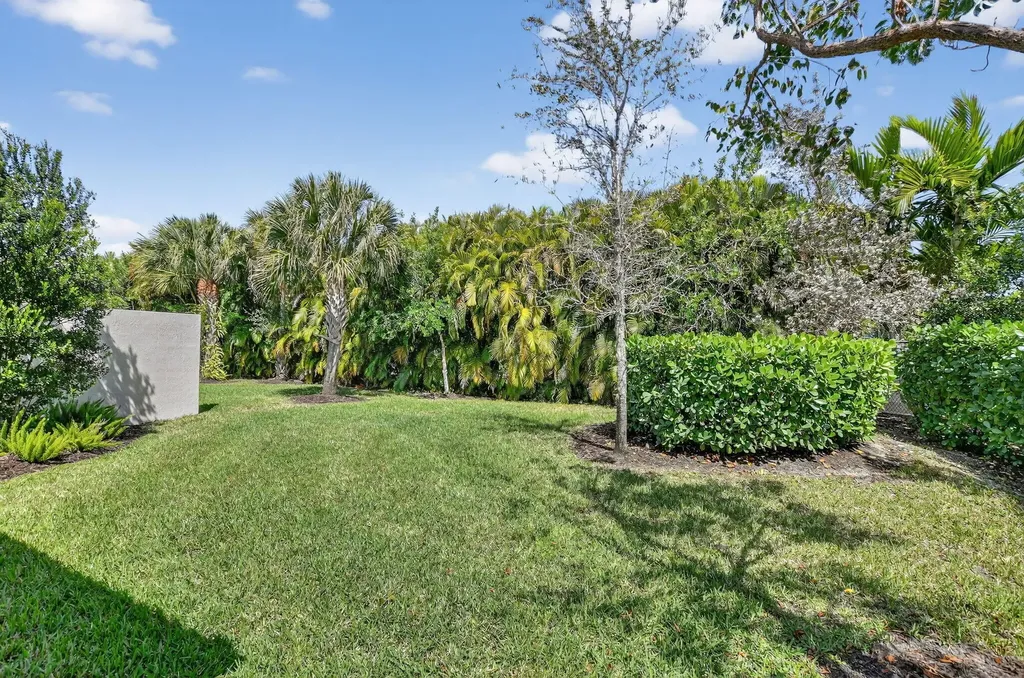9115 Passiflora Way Boca Raton FL 33428