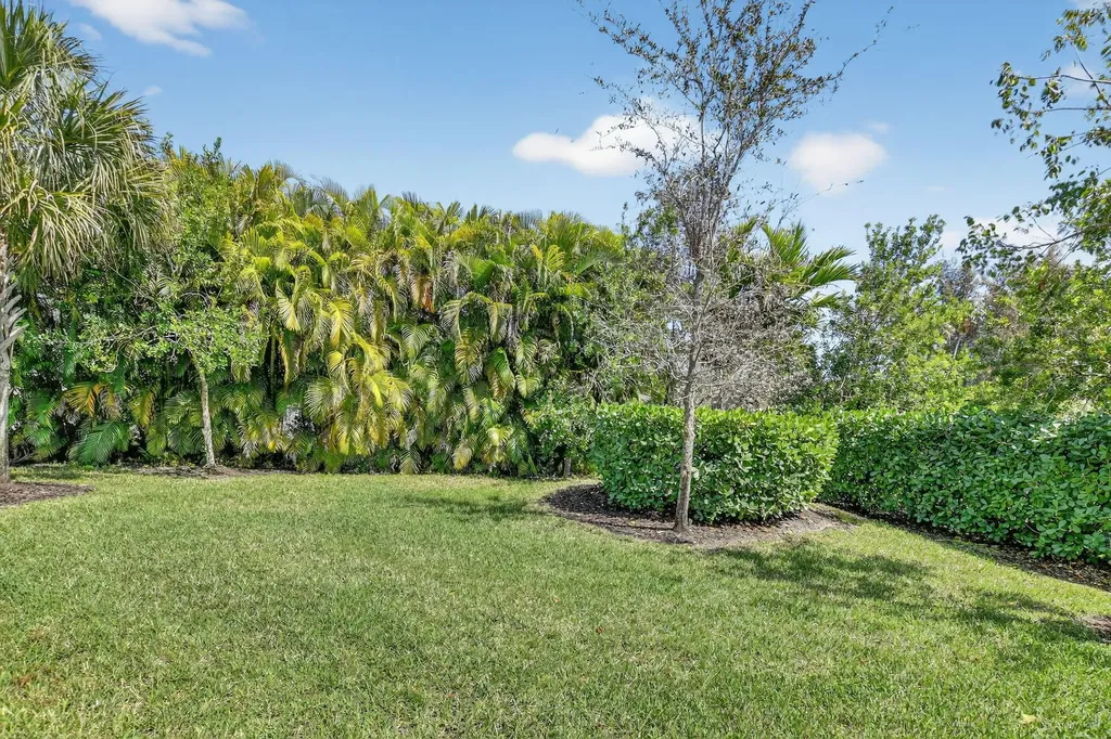 9115 Passiflora Way Boca Raton FL 33428