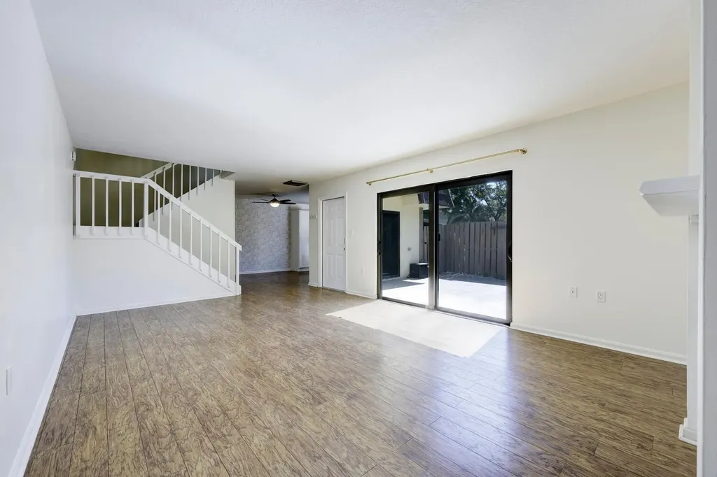 319 3rd Court Palm Beach Gardens FL 33410