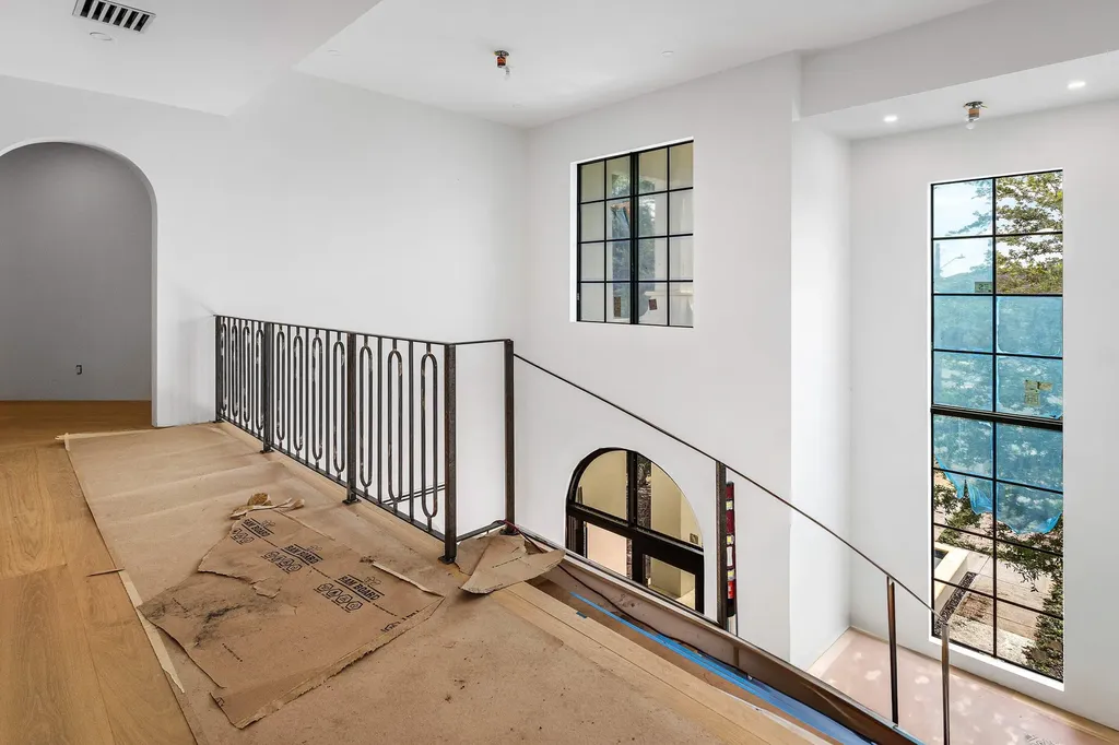 298 NE 8th Street Boca Raton FL 33432