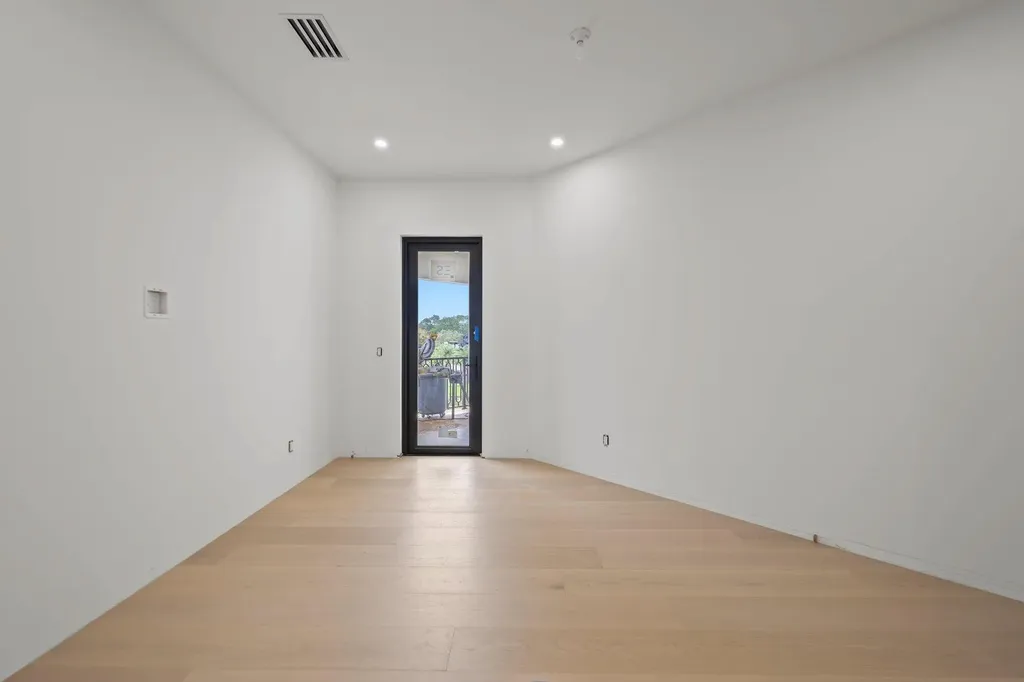298 NE 8th Street Boca Raton FL 33432