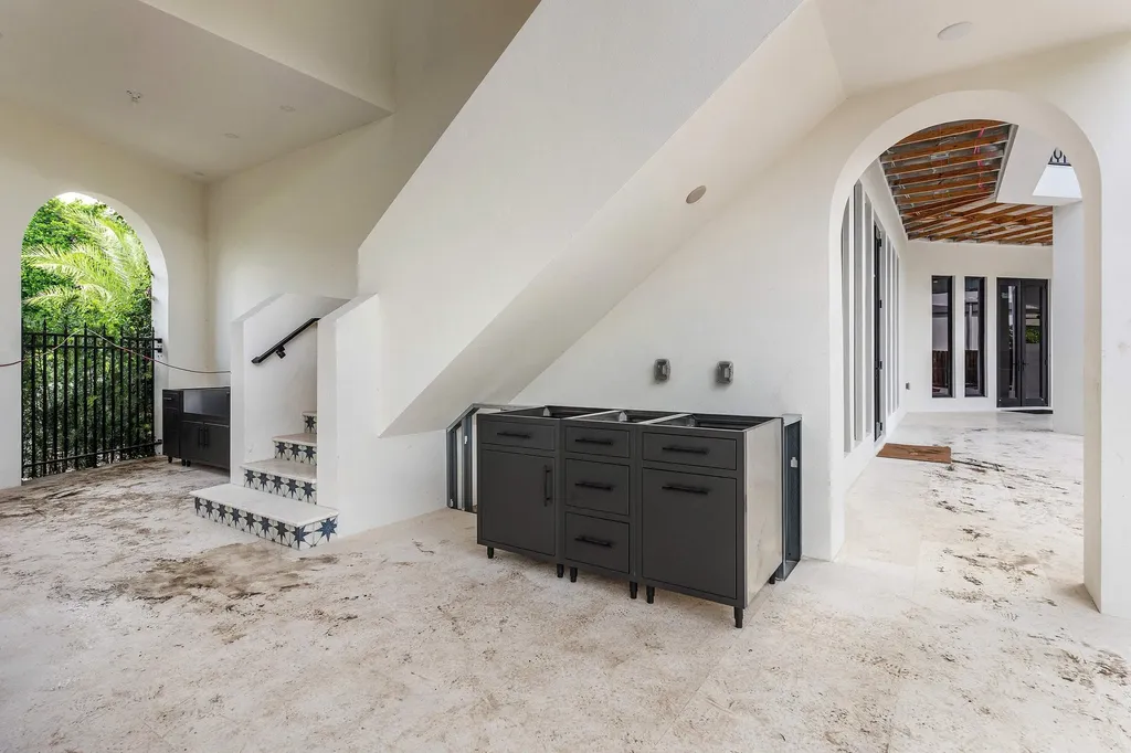 298 NE 8th Street Boca Raton FL 33432