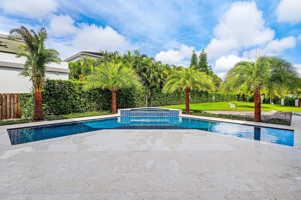 298 NE 8th Street Boca Raton FL 33432