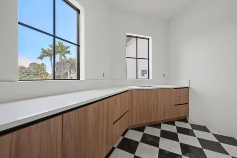 298 NE 8th Street Boca Raton FL 33432