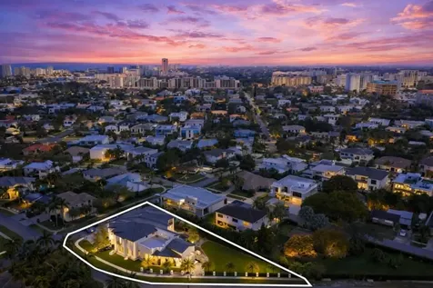 298 NE 8th Street Boca Raton FL 33432