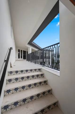 298 NE 8th Street Boca Raton FL 33432