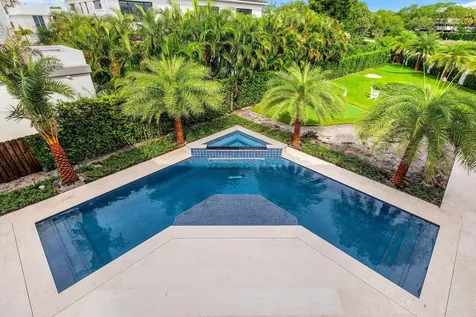 298 NE 8th Street Boca Raton FL 33432