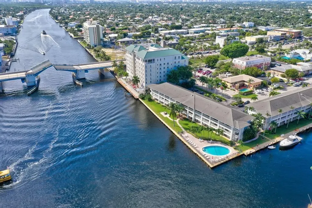 2895 NE 32nd Street Fort Lauderdale FL 33306