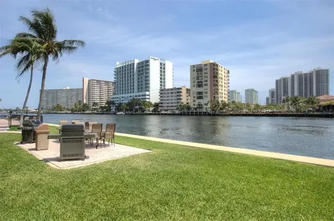 2895 NE 32nd Street Fort Lauderdale FL 33306