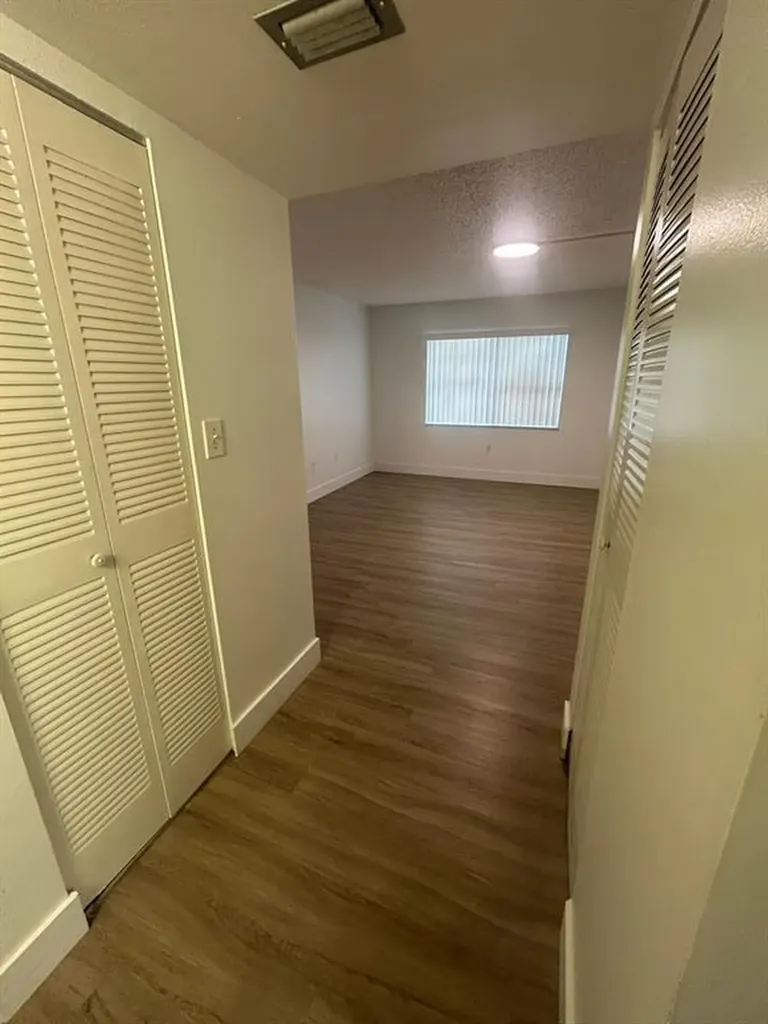 4334 NW 9th Avenue Deerfield Beach FL 33064