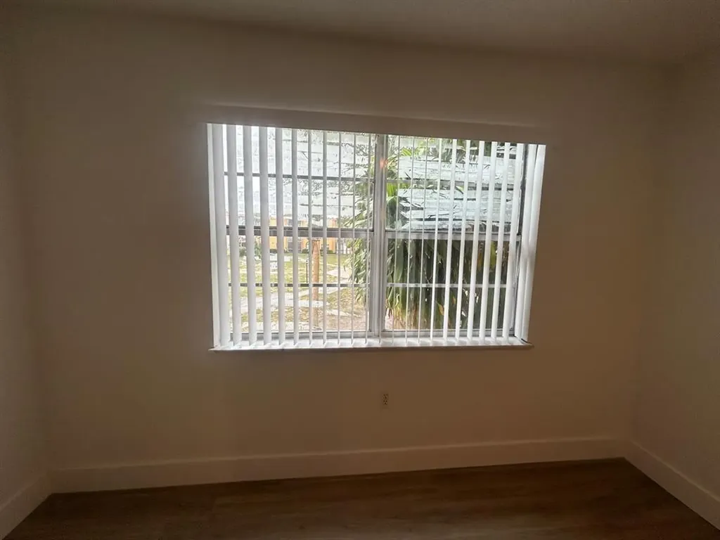 4334 NW 9th Avenue Deerfield Beach FL 33064