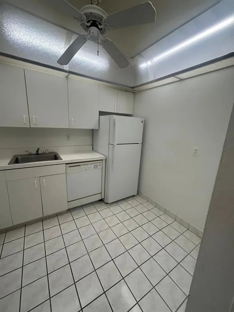 4334 NW 9th Avenue Deerfield Beach FL 33064