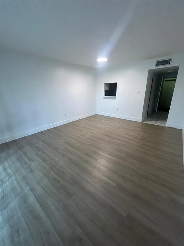 4334 NW 9th Avenue Deerfield Beach FL 33064