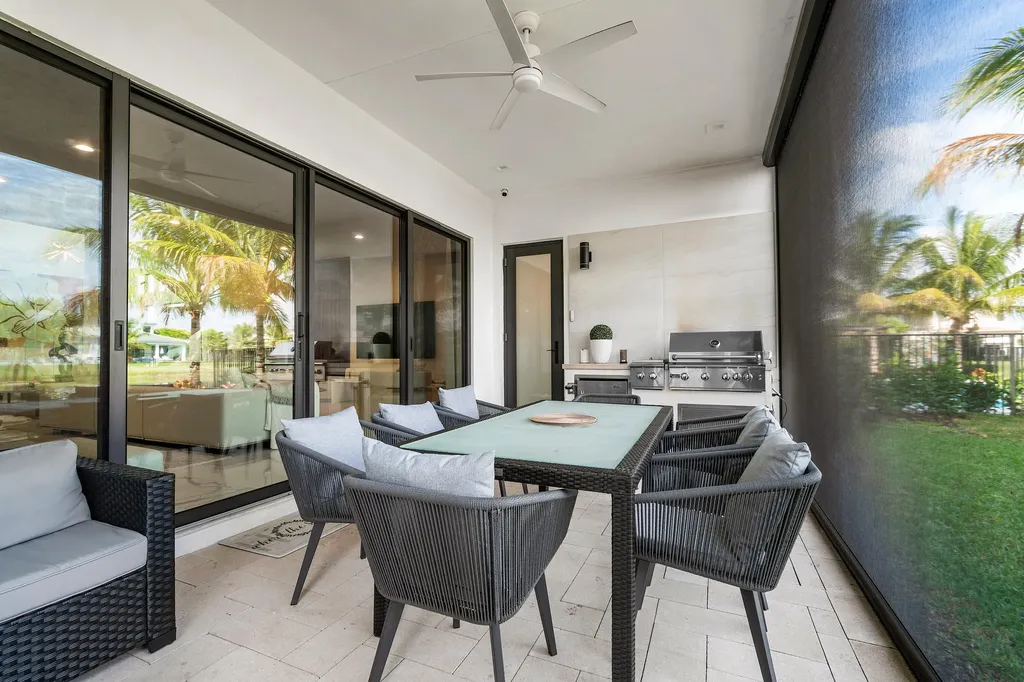 17533 Sparkling River Road Boca Raton FL 33496