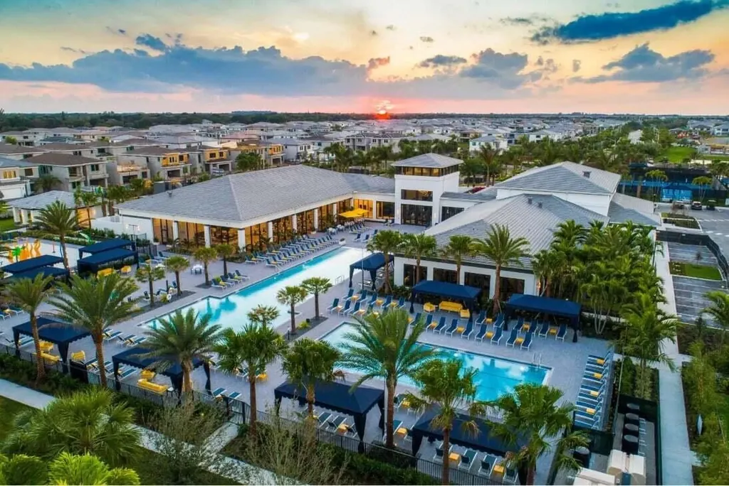17533 Sparkling River Road Boca Raton FL 33496