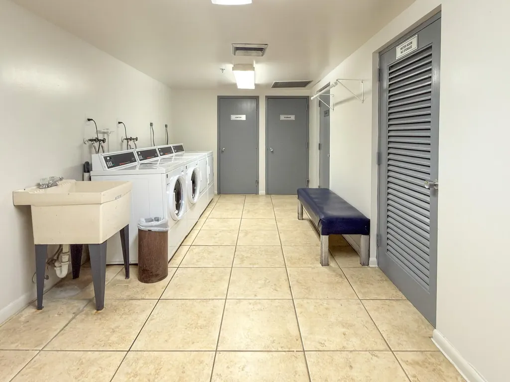 919 Hillcrest Drive Hollywood FL 33021