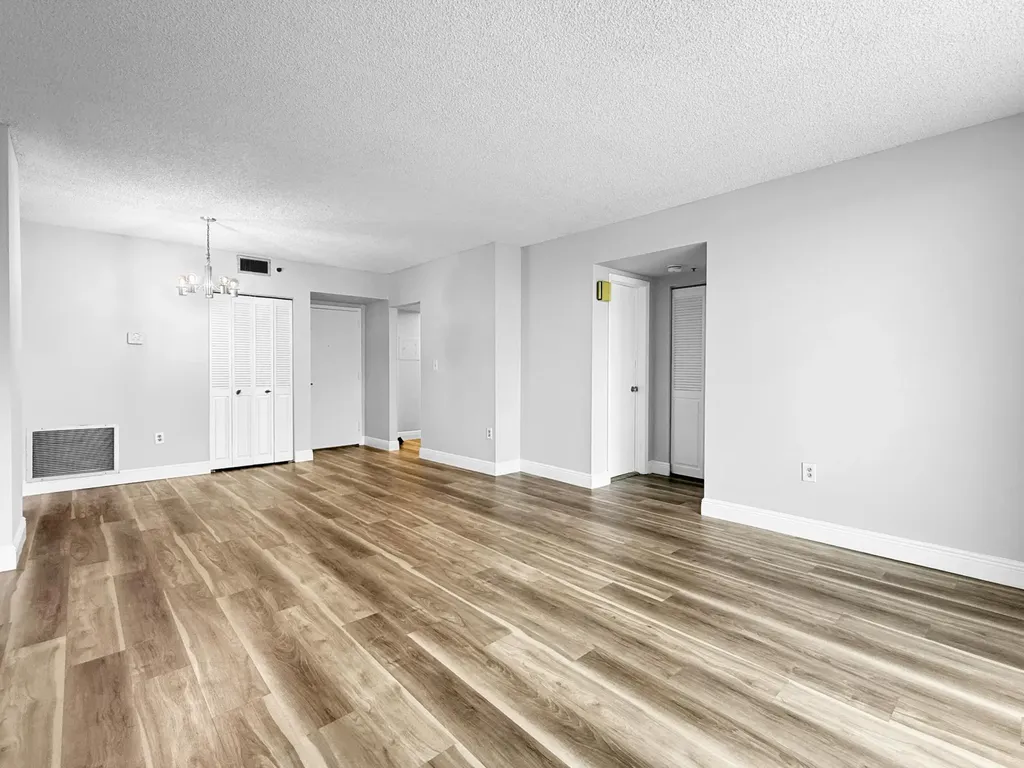 919 Hillcrest Drive Hollywood FL 33021