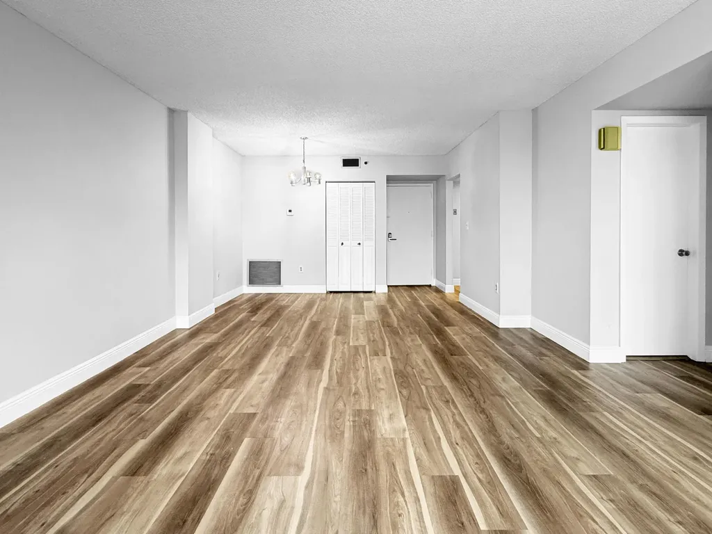 919 Hillcrest Drive Hollywood FL 33021