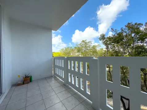 919 Hillcrest Drive Hollywood FL 33021