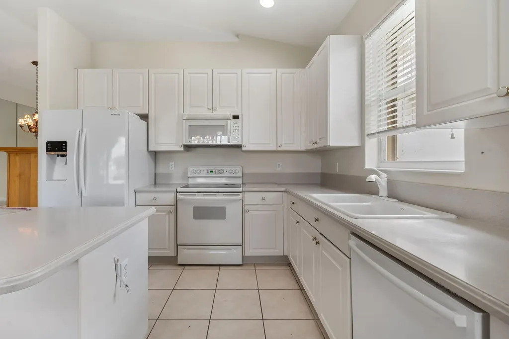 9211 Clipper Court West Palm Beach FL 33411
