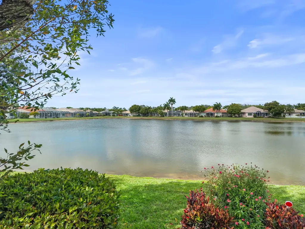 9211 Clipper Court West Palm Beach FL 33411