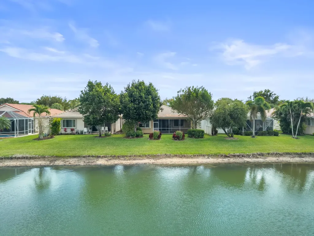 9211 Clipper Court West Palm Beach FL 33411