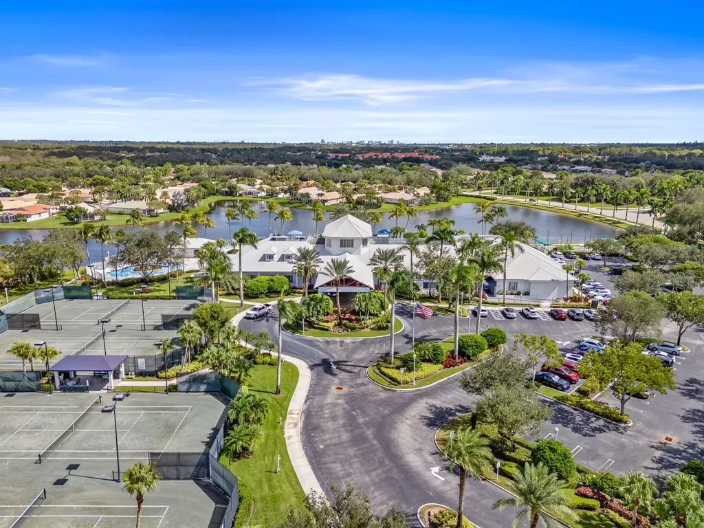 9211 Clipper Court West Palm Beach FL 33411
