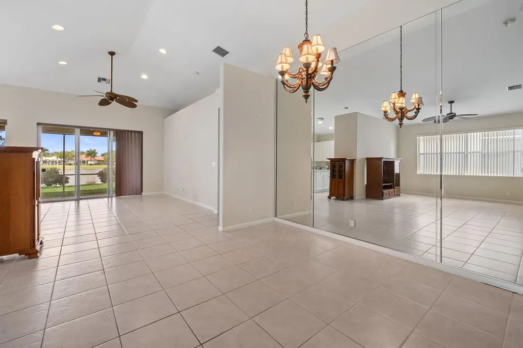 9211 Clipper Court West Palm Beach FL 33411