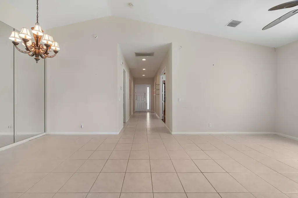 9211 Clipper Court West Palm Beach FL 33411
